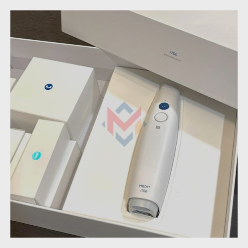 Available For Sale Medit i700 Wireless Intraoral Dental Scanner (USED)