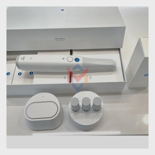 Available For Sale Medit i700 Wireless Intraoral Dental Scanner (USED)