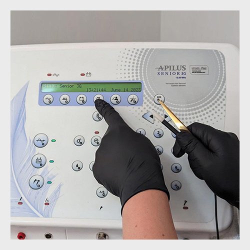 Available For Sale Apilus Senior 3G Electrolysis Machine (NEW)