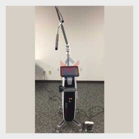 Available For Sale Lutronic Genius RF Microneedling Radio Frequency Device (USED)